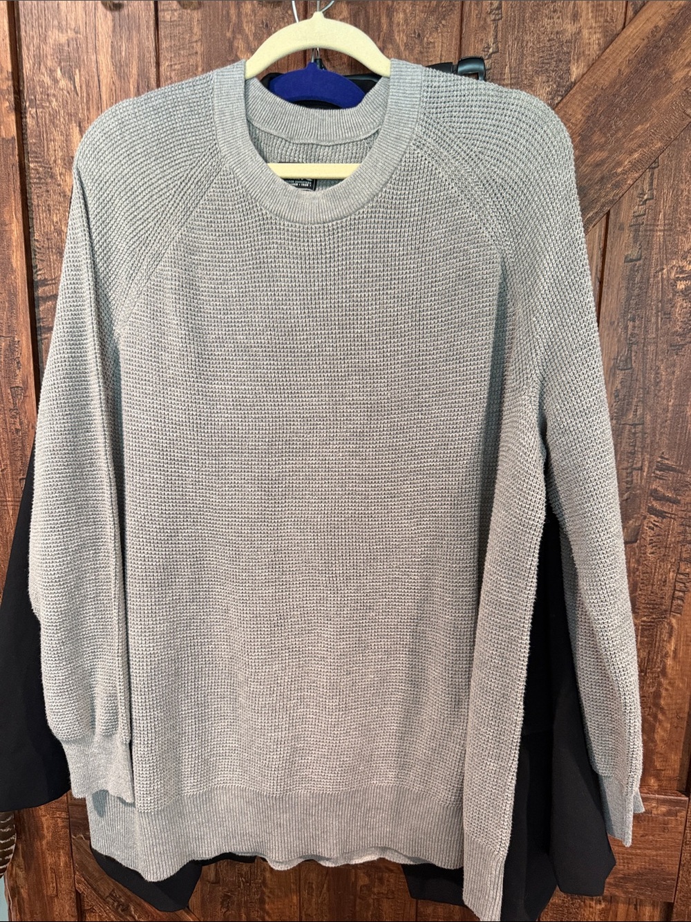 Womens Crewneck Knit Sweater - Light Gray